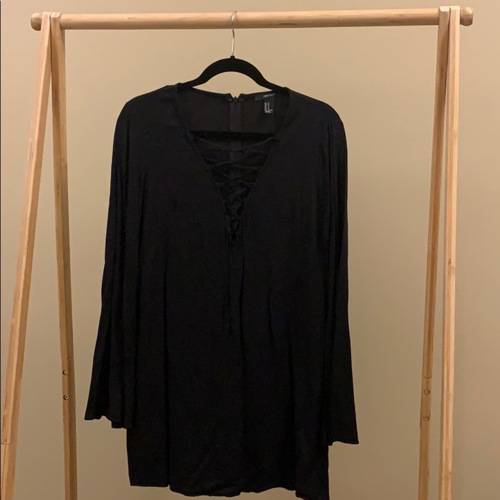 Forever 21 Deep Plunge Cross Detail Dress size M